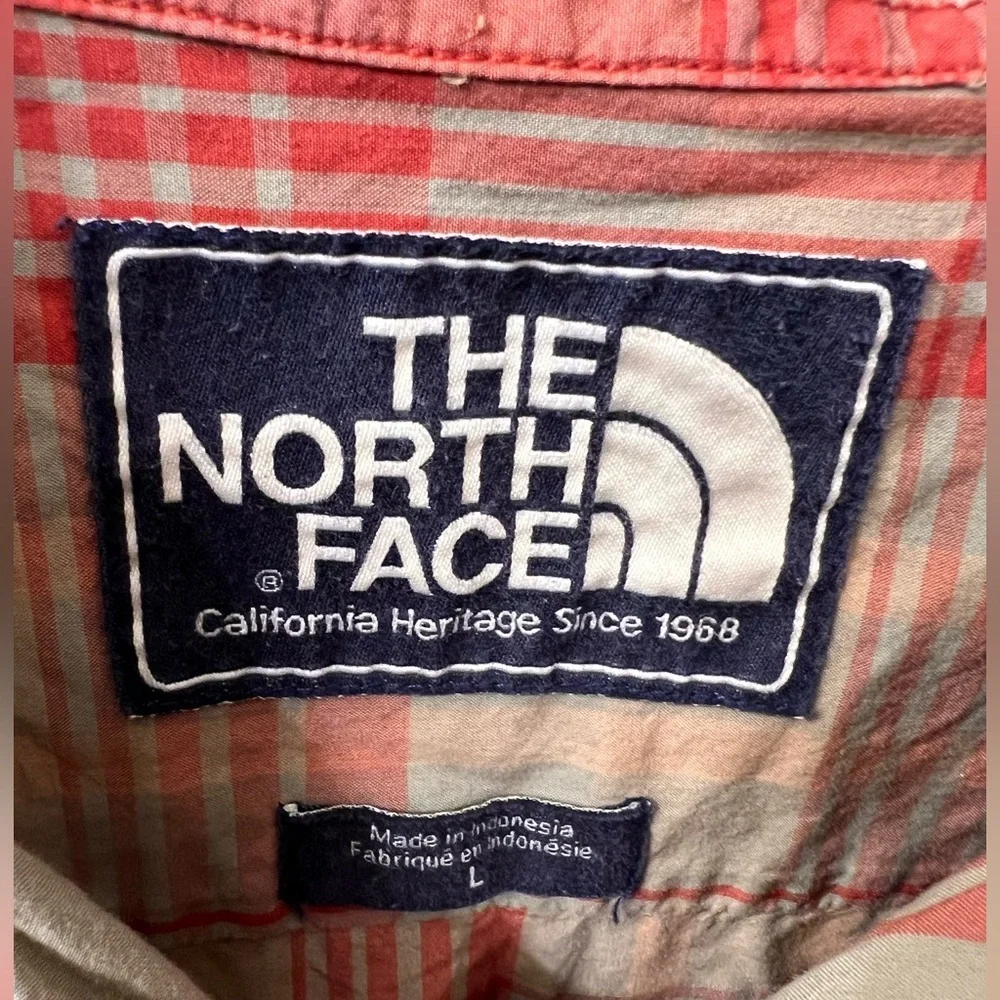 The North Face Button Up Short Sleeve Plaid Tan Shirt Large